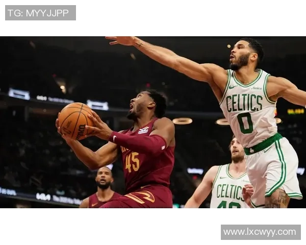 骑士与凯尔特人精彩对决十佳球集锦回顾